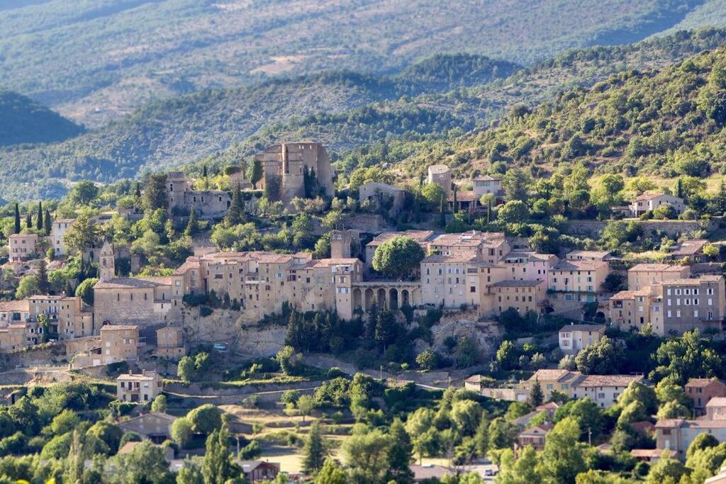 La Vue Est Belle Lejlighed Montbrun-les-Bains Eksteriør billede