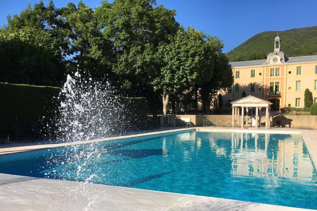 La Vue Est Belle Lejlighed Montbrun-les-Bains Eksteriør billede