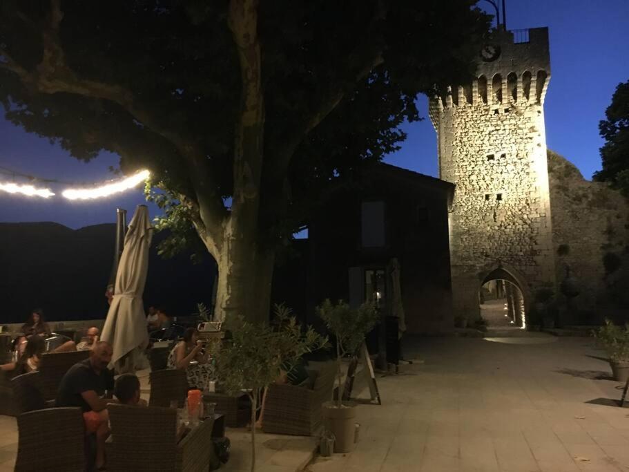La Vue Est Belle Lejlighed Montbrun-les-Bains Eksteriør billede